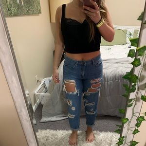 Distressed Boyfriend Jeans